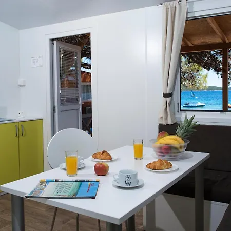 Πάρκο διακοπών Mobile Homes Camp Perna - Adriatic Kampovi