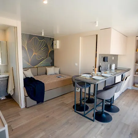 Mobile Homes Camp Perna - Adriatic Kampovi Πάρκο διακοπών 3*