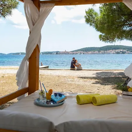 Mobile Homes Camp Perna - Adriatic Kampovi 홀리데이파크 3*