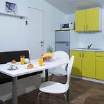 Mobile Homes Camp Perna - Adriatic Kampovi Kompleks wypoczynkowy