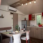 Mobile Homes Camp Perna - Adriatic Kampovi