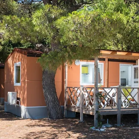 Mobile Homes Camp Perna - Adriatic Kampovi 3*