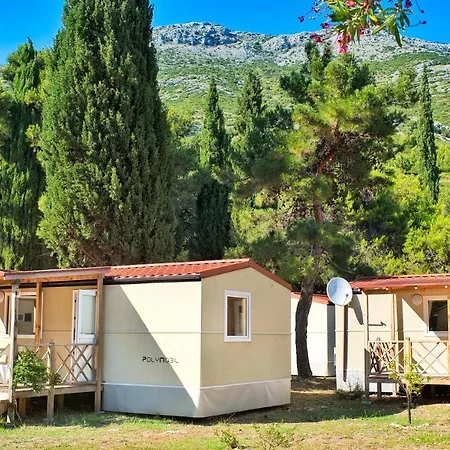 ホリデーパーク Mobile Homes Camp Perna - Adriatic Kampovi