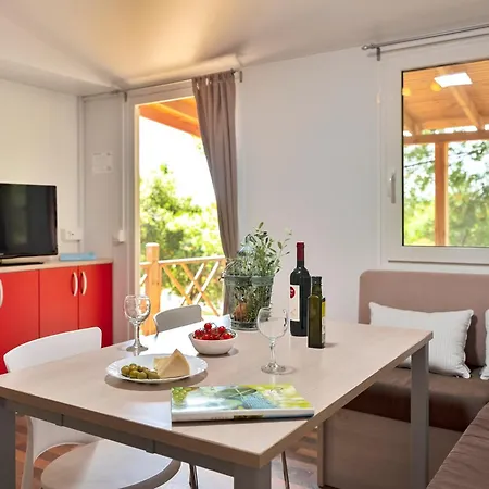 Mobile Homes Camp Perna - Adriatic Kampovi Park za odmor