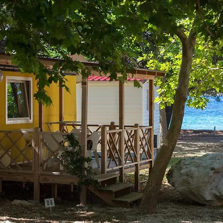 Mobile Homes Camp Perna - Adriatic Kampovi オレビック