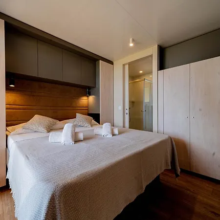 Mobile Homes Camp Perna - Adriatic Kampovi 3*