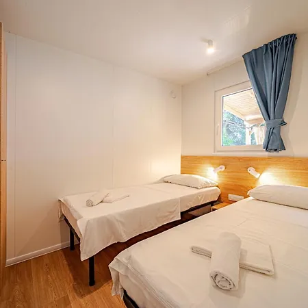 Park za odmor Mobile Homes Camp Perna - Adriatic Kampovi