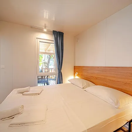 Mobile Homes Camp Perna - Adriatic Kampovi Semesterpark 3*