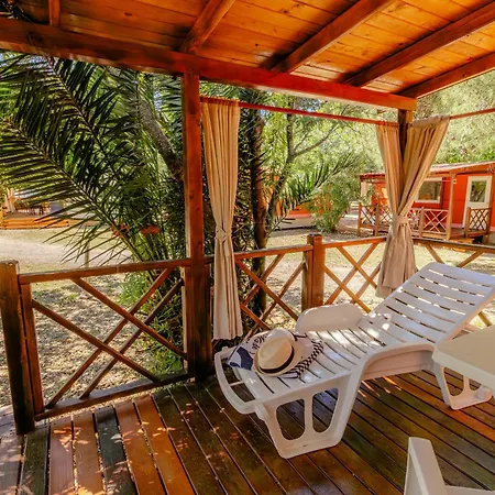 Tatil parkı Mobile Homes Camp Perna - Adriatic Kampovi 3*