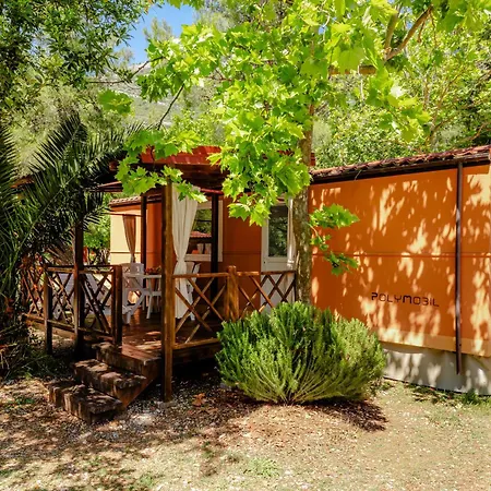 Mobile Homes Camp Perna - Adriatic Kampovi Tatil parkı 3*