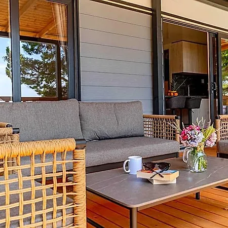 Mobile Homes Camp Perna - Adriatic Kampovi منتزه العطل 3*