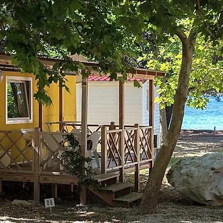 Mobile Homes Camp Perna - Adriatic Kampovi 3*
