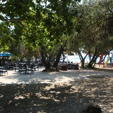 Mobile Homes Camp Perna - Adriatic Kampovi Semesterpark 3*